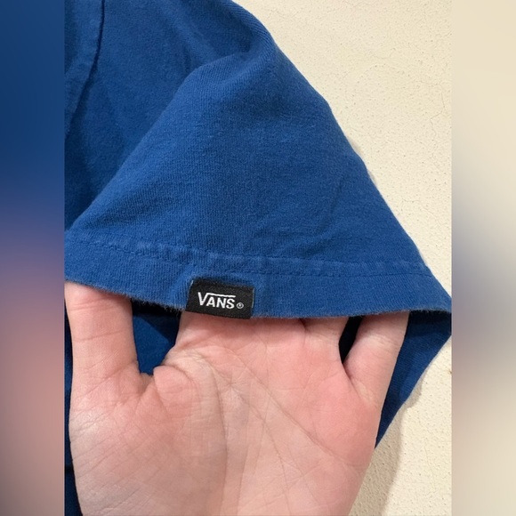 Vans x Sailor Moon Pretty Guardian Shirt Adult M Blue Short Sleeve Mens - Picture 3 of 4